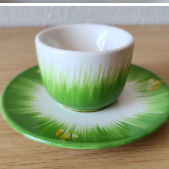 Pottery Barn PAIR egg cups. NWT. TOOOOOOO CUTE!!! - Picture 1 of 2